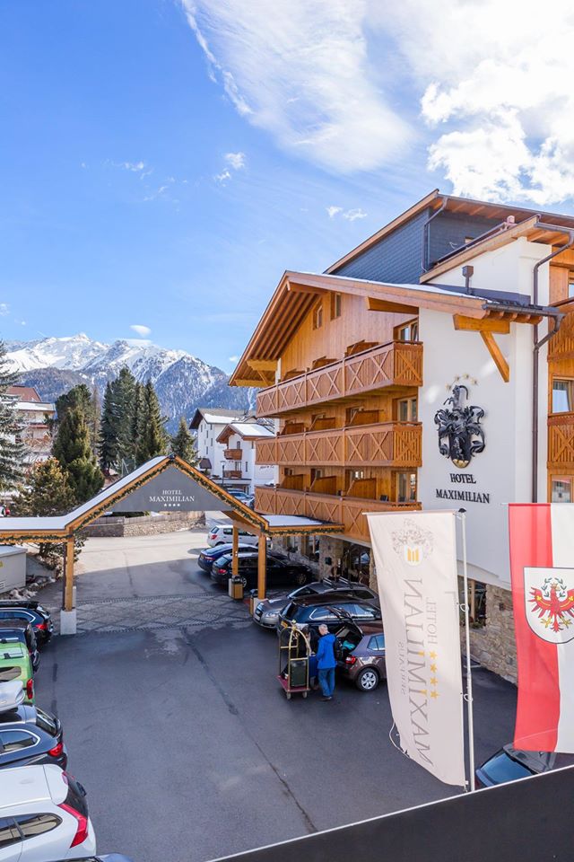 ХОТЕЛ MAXIMILIAN 