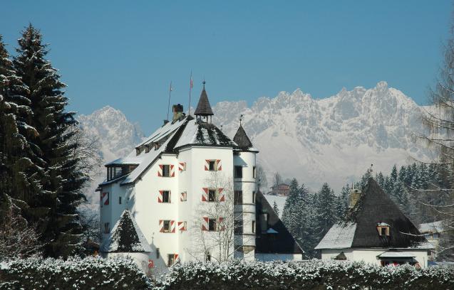 HOTEL SCHLOSS MÜNICHAU