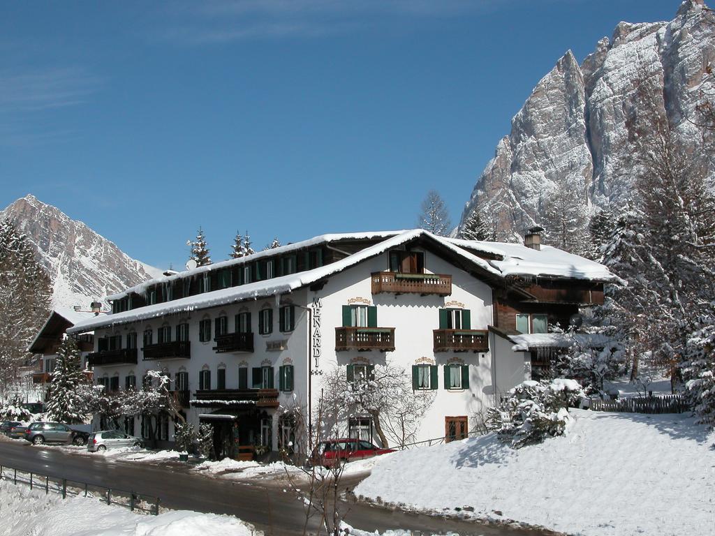 HOTEL MENARDI, HB