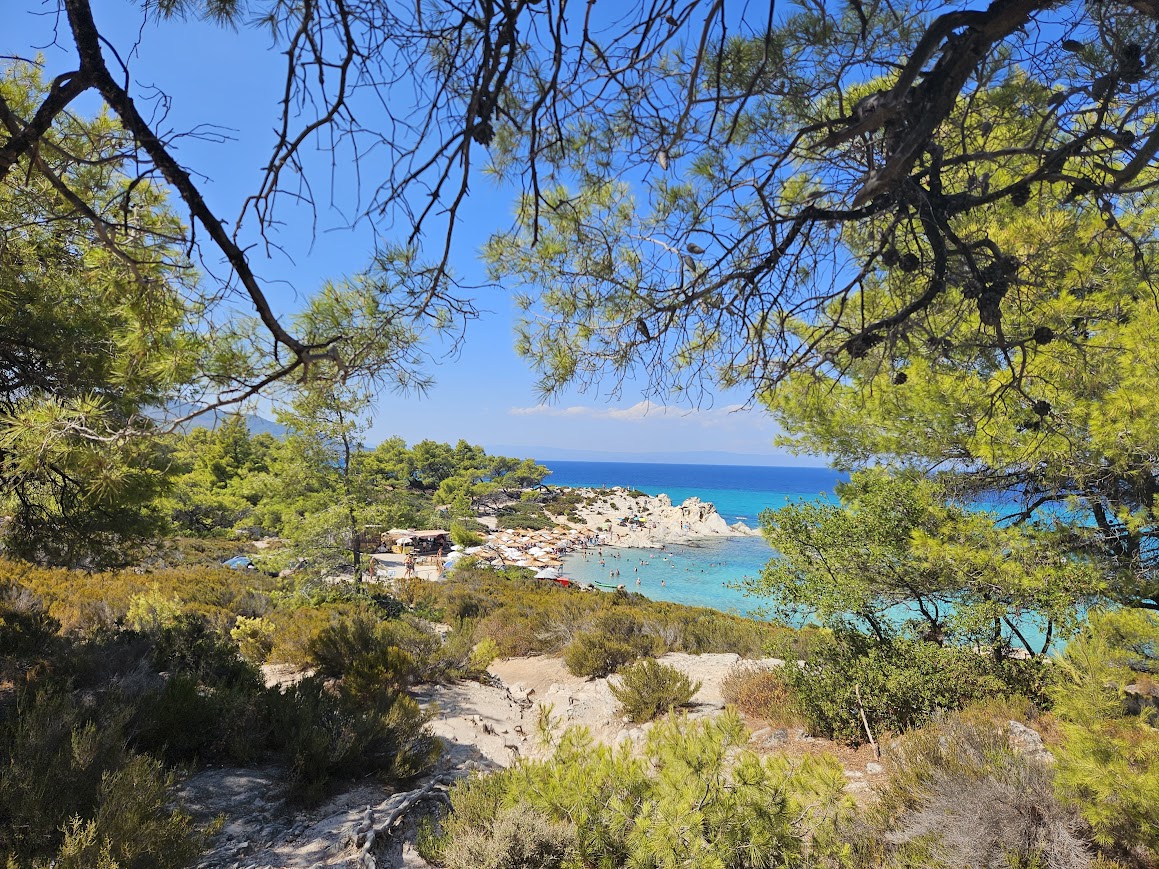 ПЪТЕВОДИТЕЛ НА ХАЛКИДИКИ - БЕЗКРАЙНИ ПЛАЖОВЕ, ХРАНА И ТАЙНИ КЪТЧЕТА