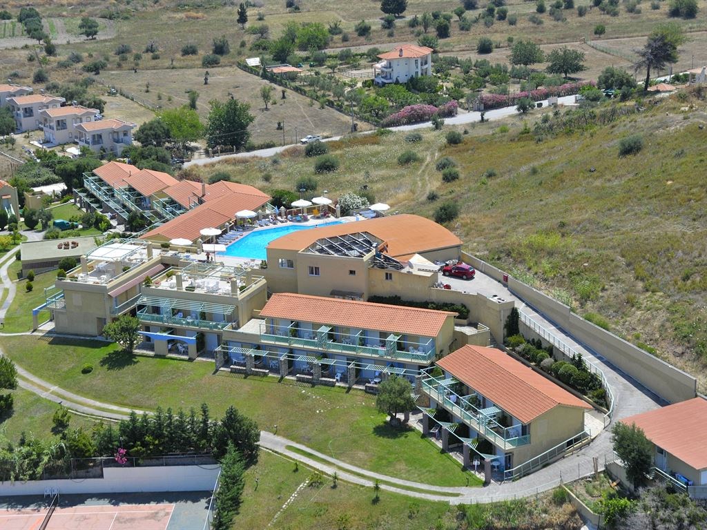 Daphne Holiday Club