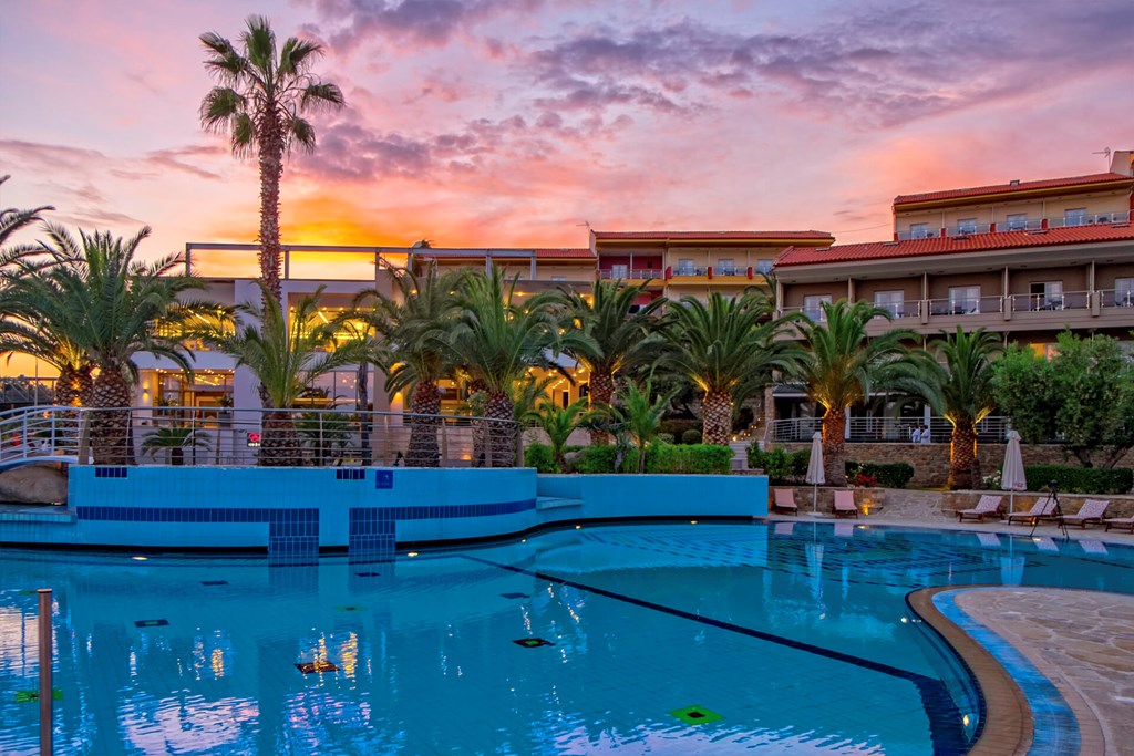 Lagomandra Hotel & Spa 