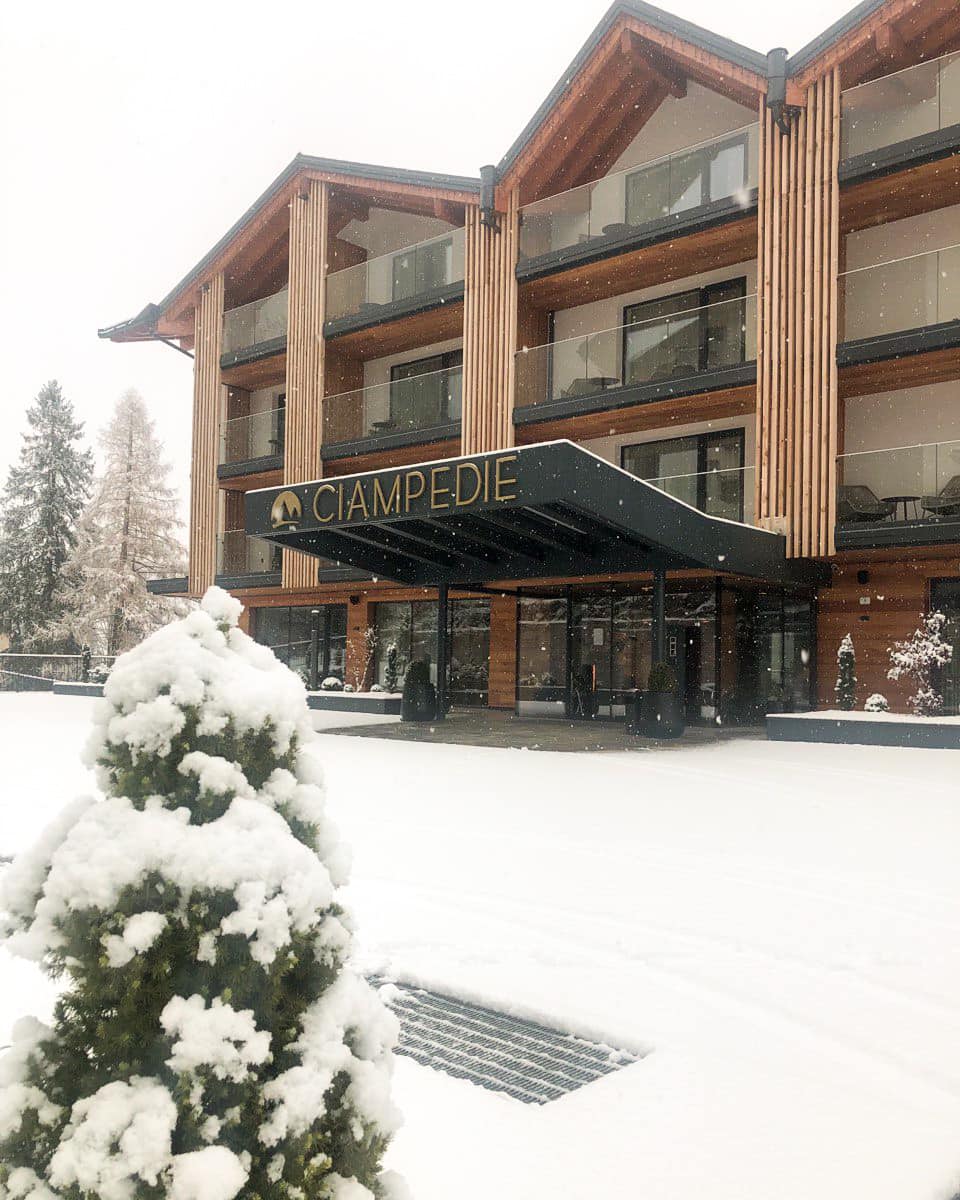 ХОТЕЛ Ciampedie Luxury Alpine SPA